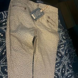 Democracy versions Booty lift jogging size 12